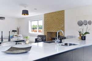 Photo 11- click for photo gallery